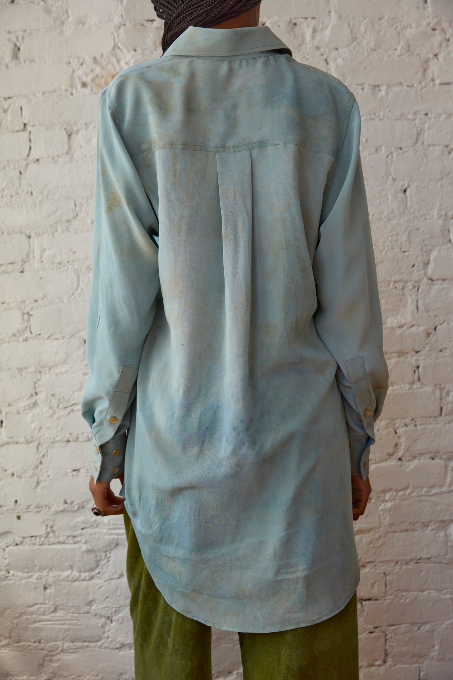 Botanical button down in River