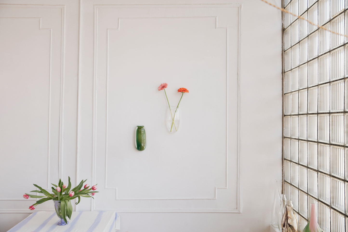 Wall Vase in Clear