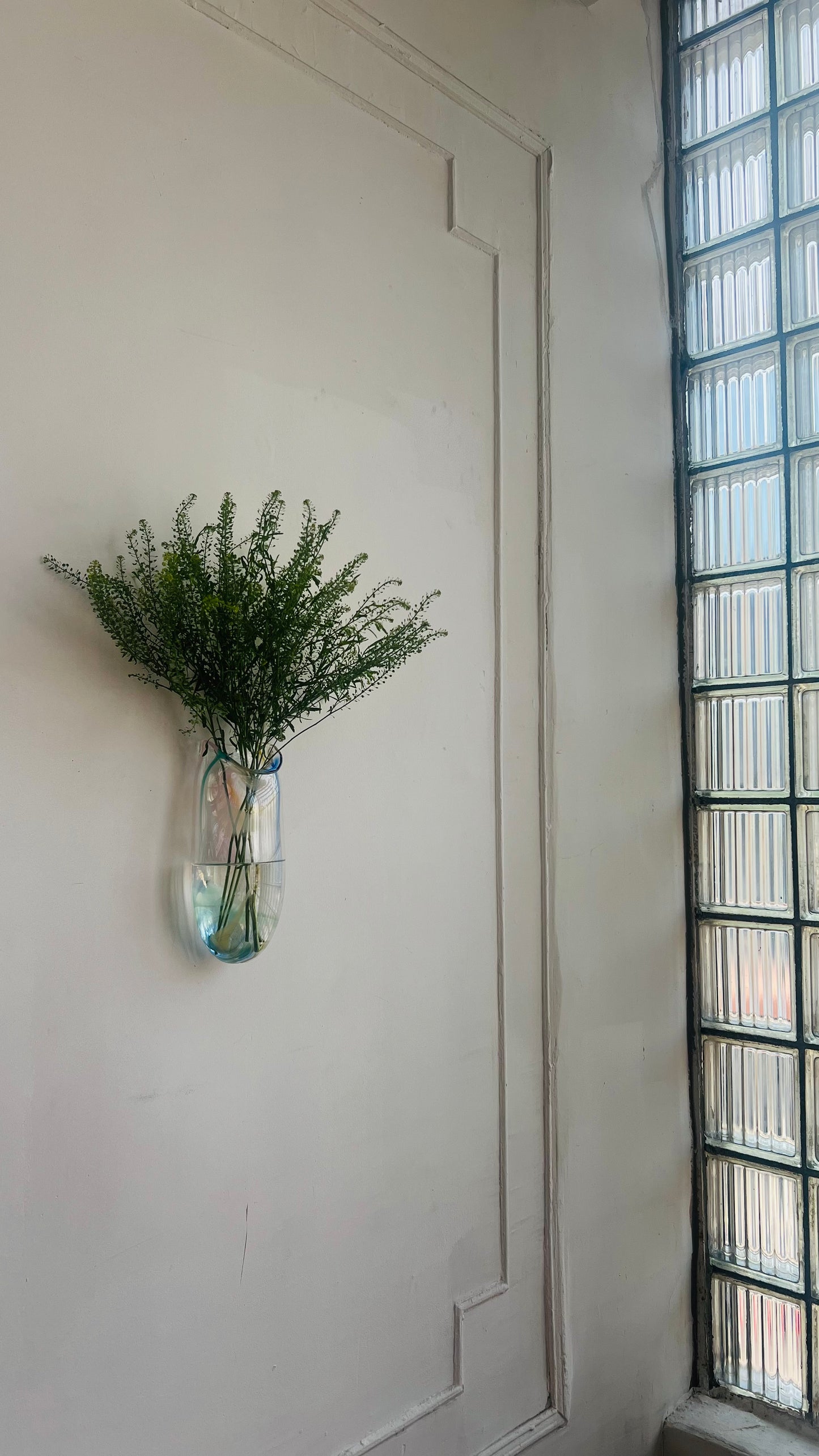 Luna Wall Vase