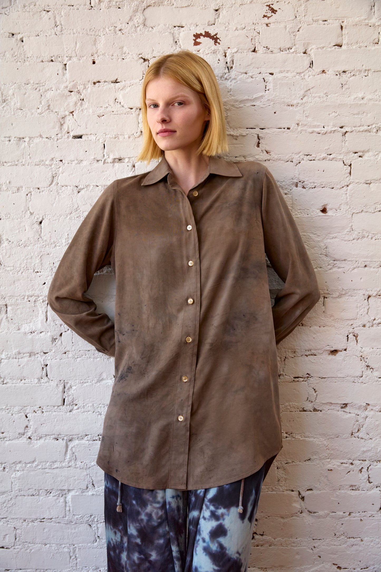 botanical button down in ash