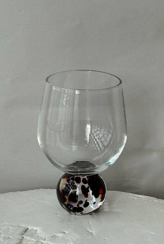 sample sale wine glass