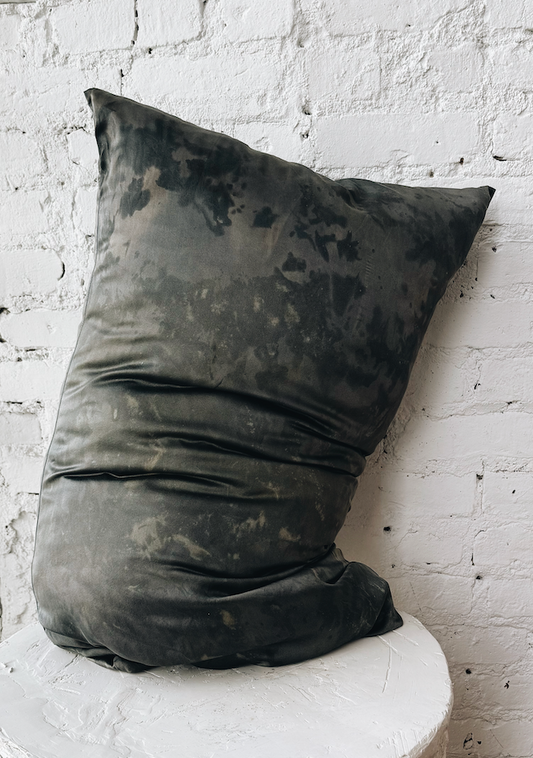sample sale silk pillow set