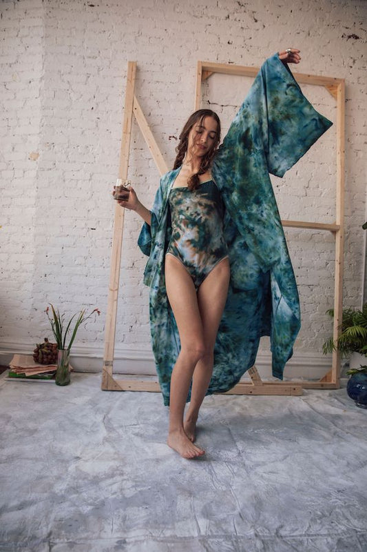 Raw Silk Robe in Peacock